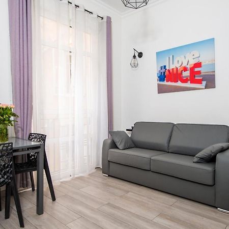 Nice Centre Flat - Modern, Quiet And Brand New Exterior photo
