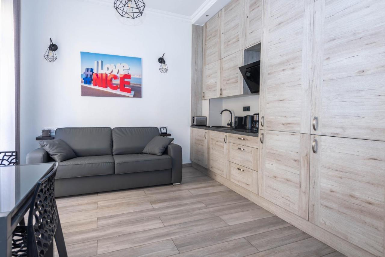 Nice Centre Flat - Modern, Quiet And Brand New Exterior photo